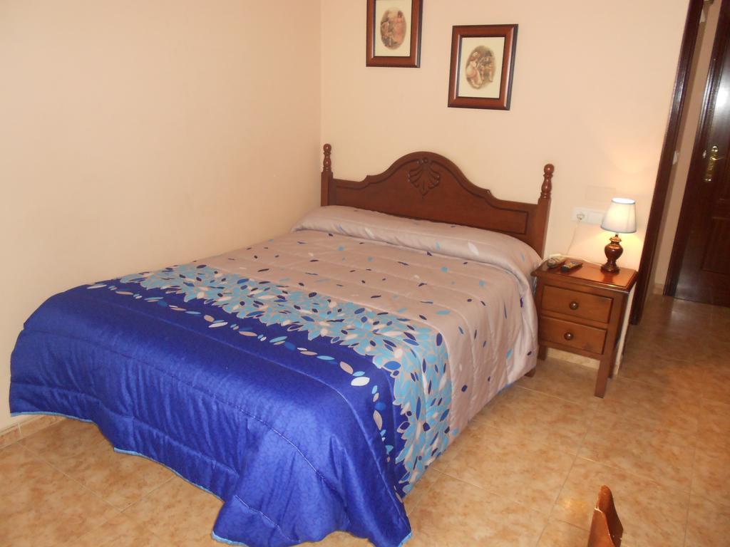 Hostal El Poligono Lucena Room photo